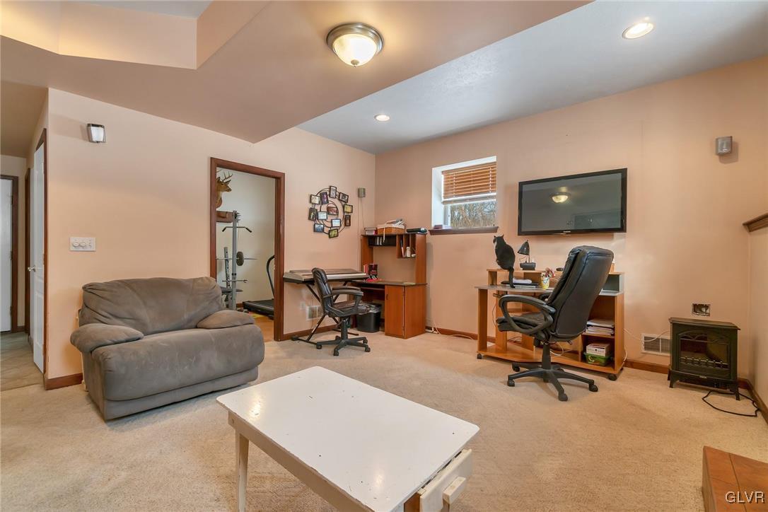 232 Cherry Lane Road Bartonsville, PA 18321 - Photo 34 of 50 Office/Den