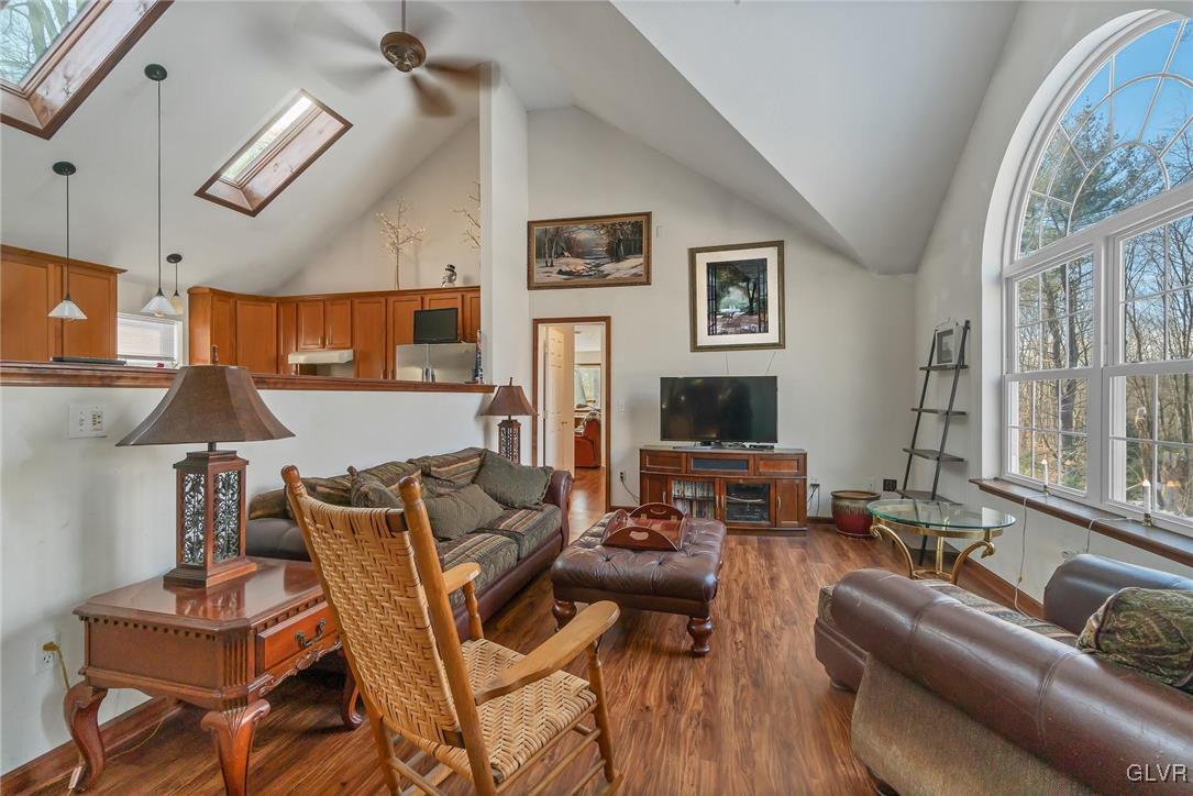 232 Cherry Lane Road Bartonsville, PA 18321 - Photo 8 of 50 Living Room