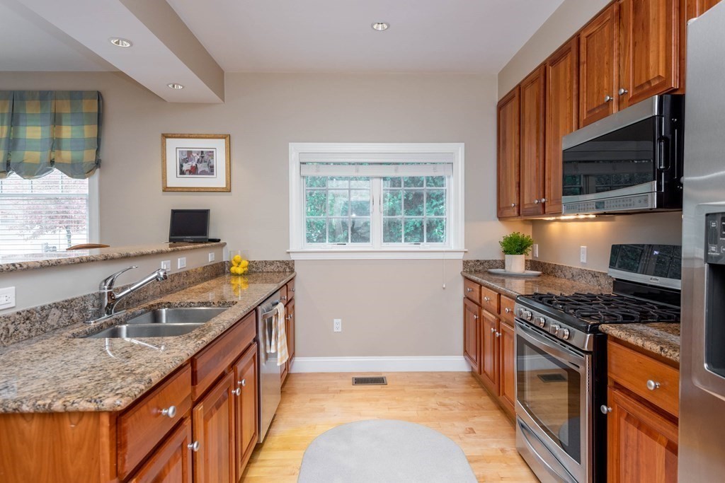 23 Country Club Lane, Unit 23 Middleton, MA 01949 - Photo 12 of 42