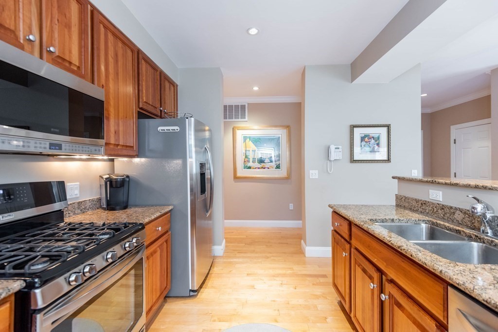 23 Country Club Lane, Unit 23 Middleton, MA 01949 - Photo 13 of 42