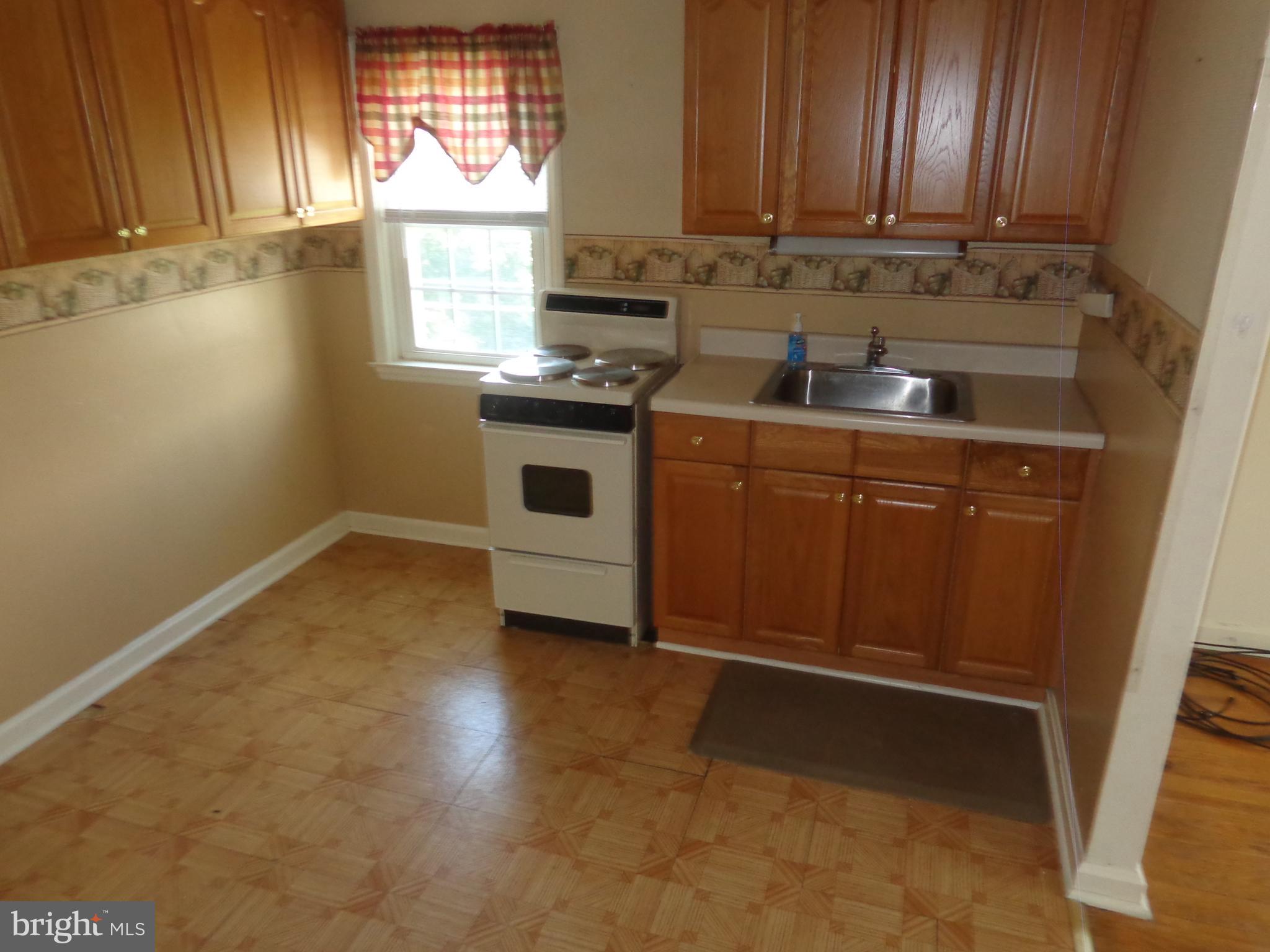 363 Holmes Road Holmes, PA 19043 - Photo 10 of 12