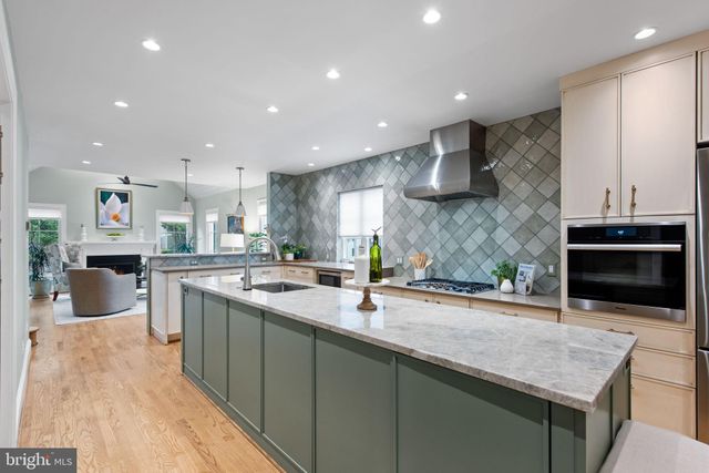 $1,800,000 | 116 West Mason Avenue, Alexandria, VA 22301