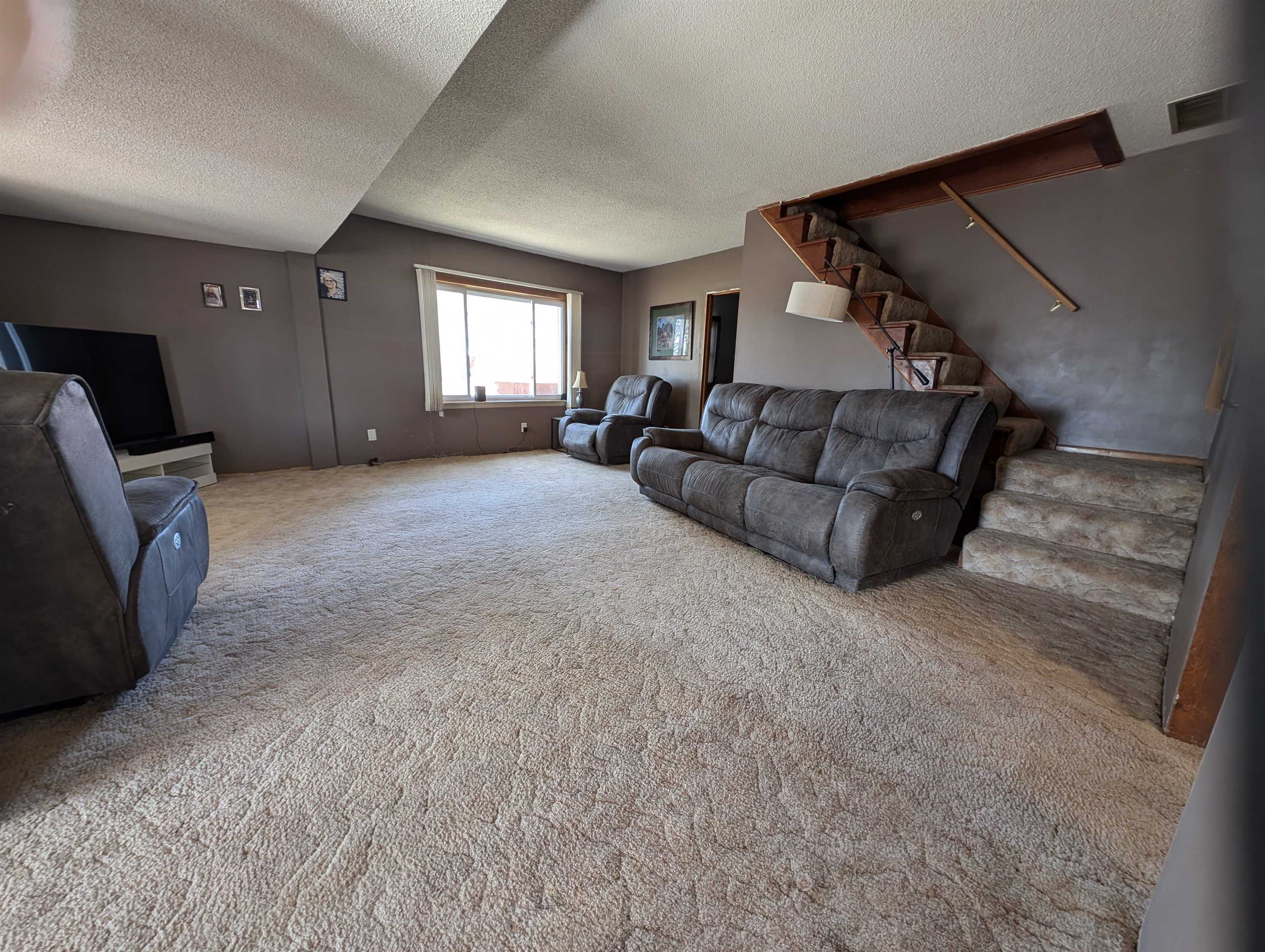 5401 East Surrey Road Clare, MI 48617 - Photo 12 of 25 1931365-21300db0-1d38-4999-9611-fb950999eb8c.JPG