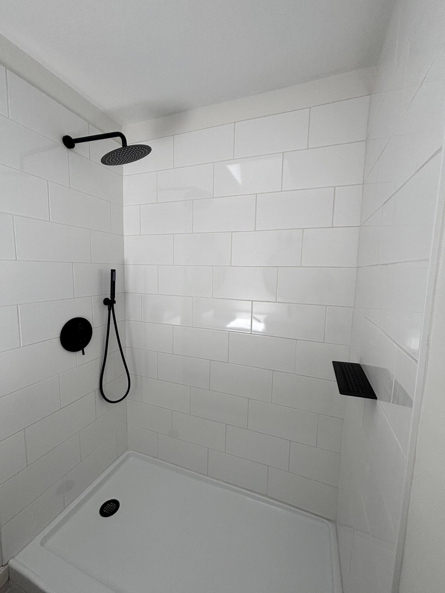 29 Old Orchard Road, Unit 6 Saco, ME 04072 - Photo 19 of 30 bath