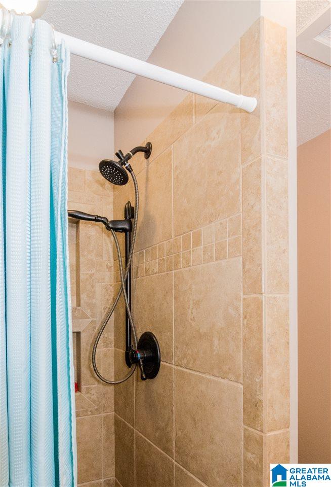 8298 Wade Road Warrior, AL 35180 - Photo 32 of 46