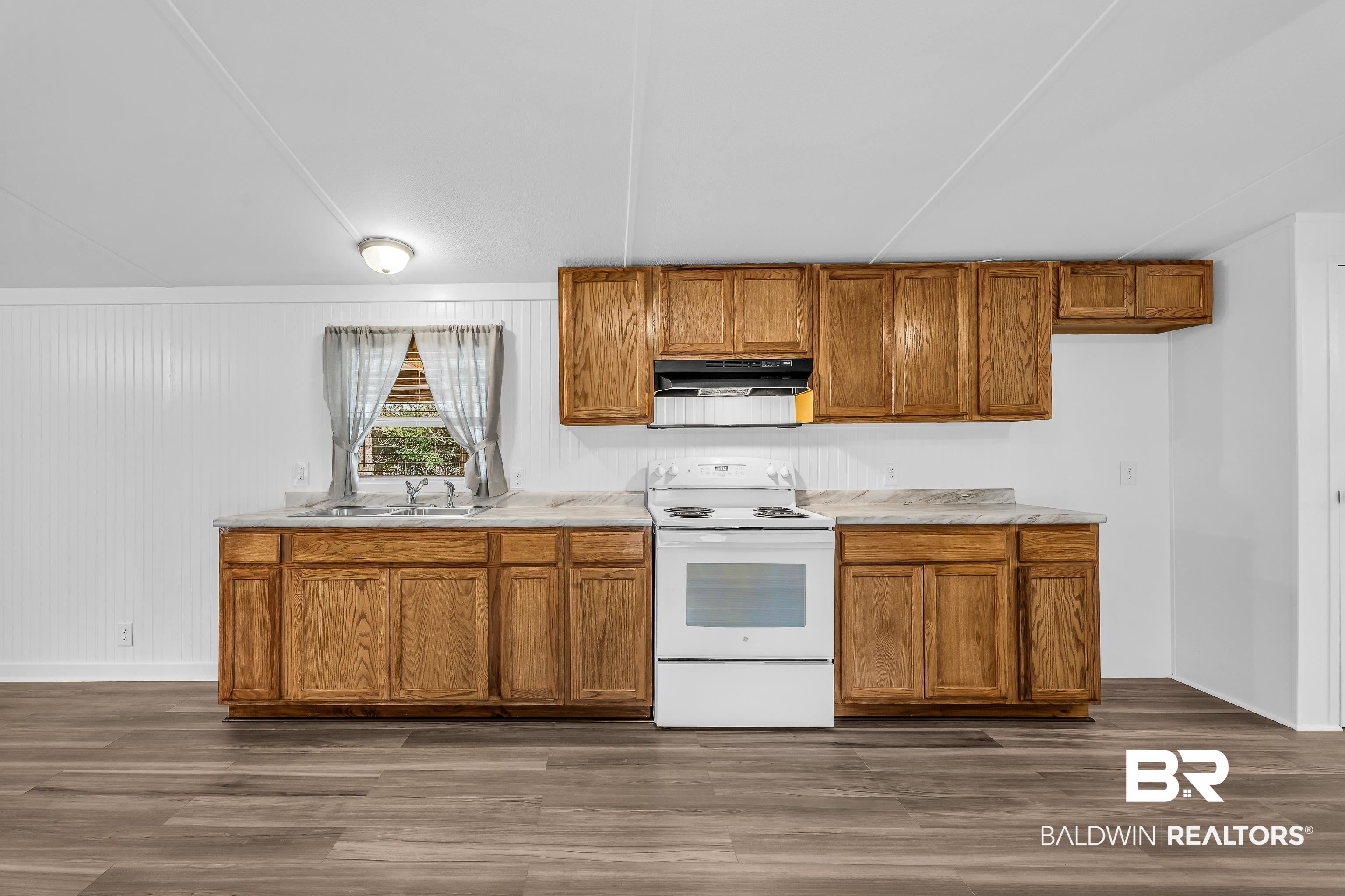 24545 Peavy Lane Robertsdale, AL 36567 - Photo 4 of 51