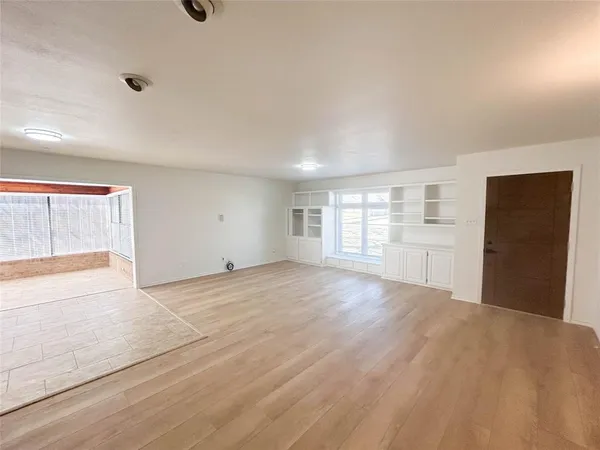 $2,545 | 3016 Oakridge Drive, Bedford, TX 76021