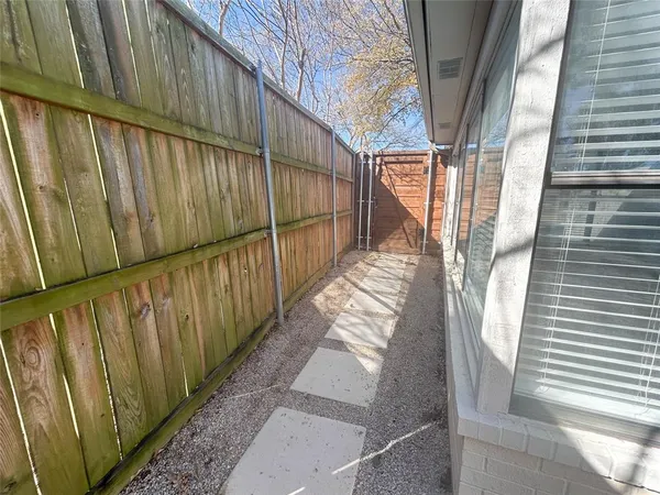 $2,545 | 3016 Oakridge Drive, Bedford, TX 76021