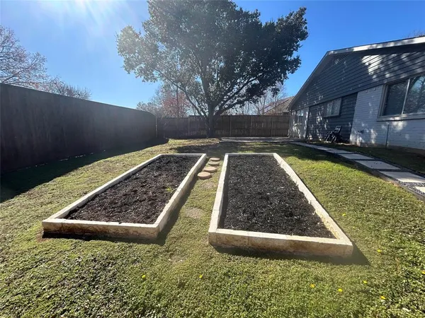 $2,545 | 3016 Oakridge Drive, Bedford, TX 76021