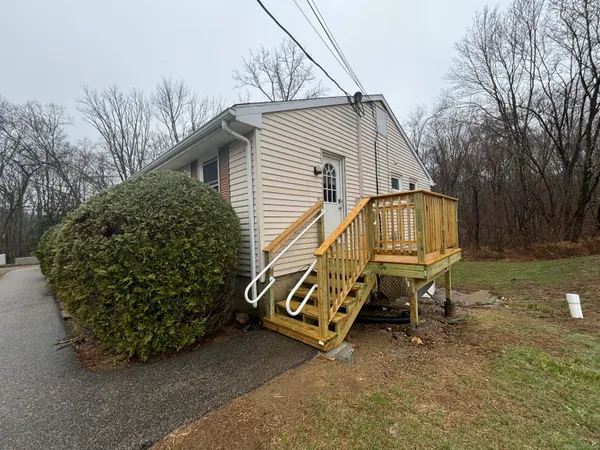 $1,800 | 9B White Oak Road, Unit D, Mansfield, CT 06268