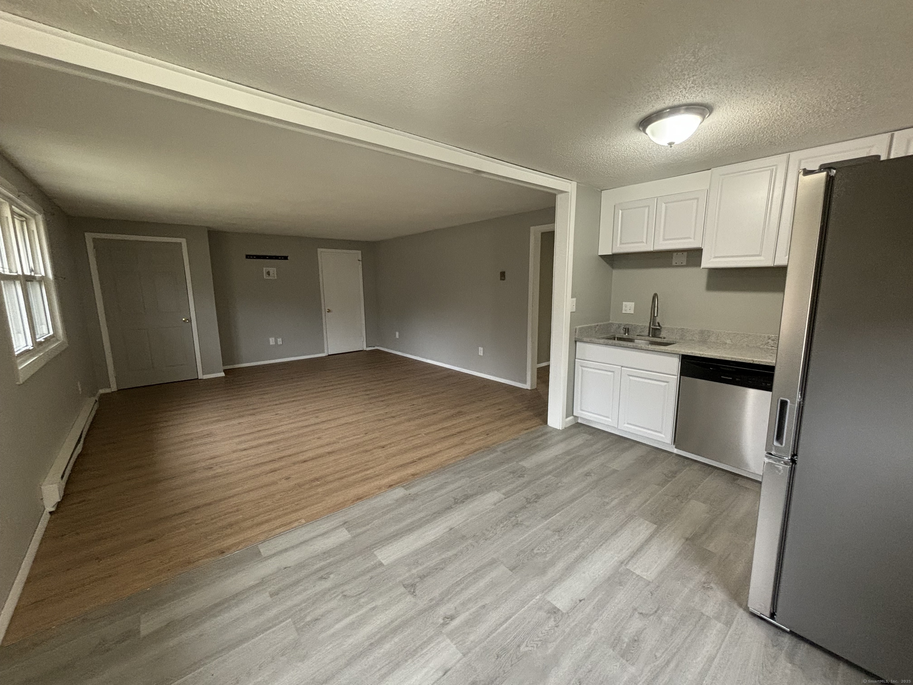 9B White Oak Road, Unit D Mansfield, CT 06268 - Photo 3 of 11