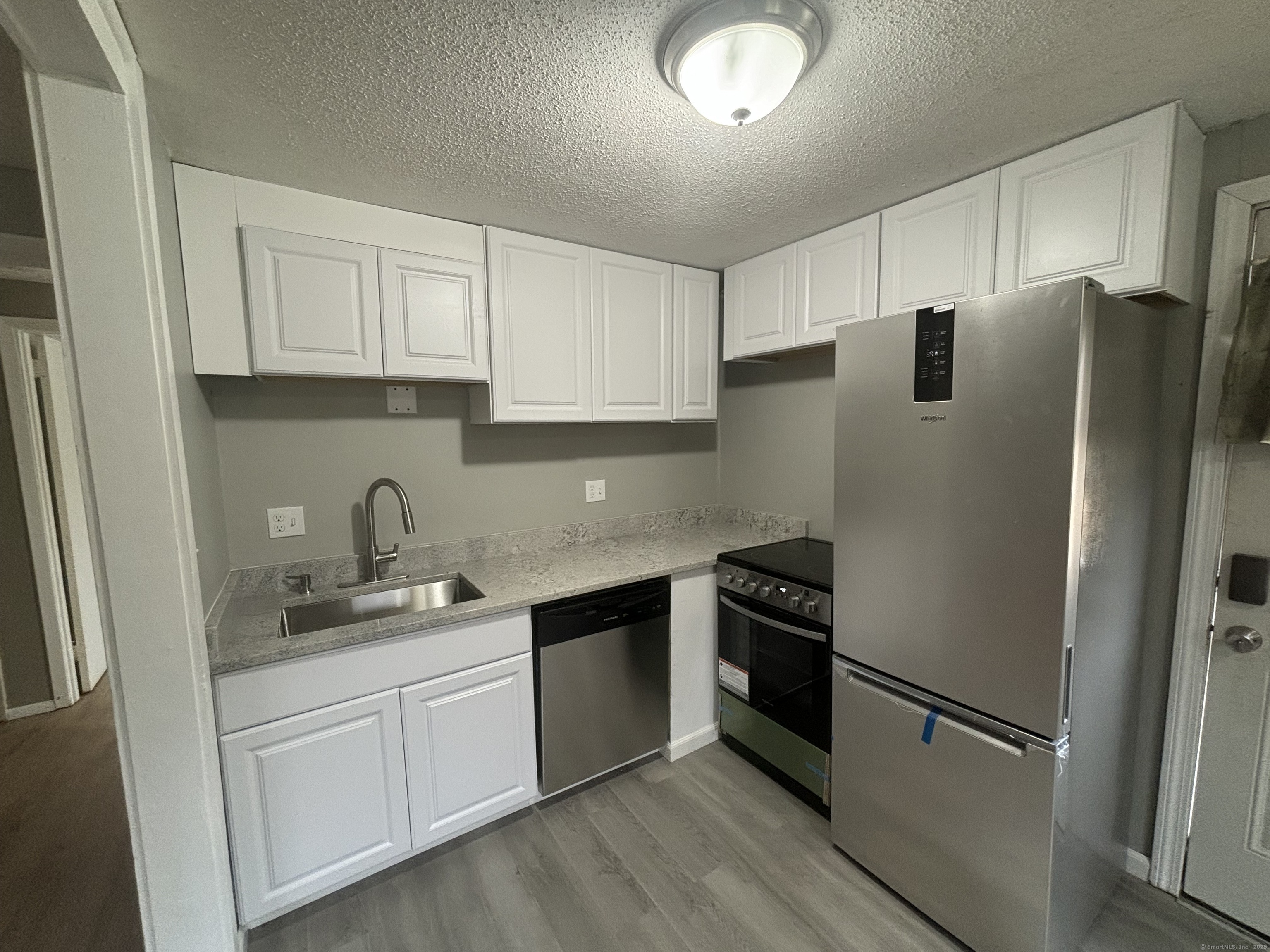 9B White Oak Road, Unit D Mansfield, CT 06268 - Photo 9 of 11