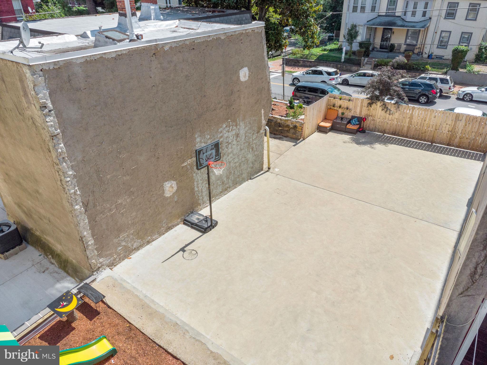 3301 Hamilton Street Philadelphia, PA 19104 - Photo 11 of 49