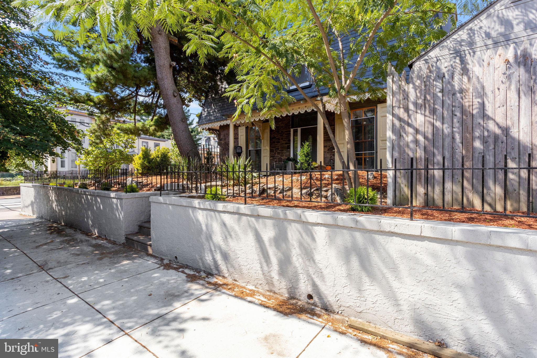 3301 Hamilton Street Philadelphia, PA 19104 - Photo 3 of 49