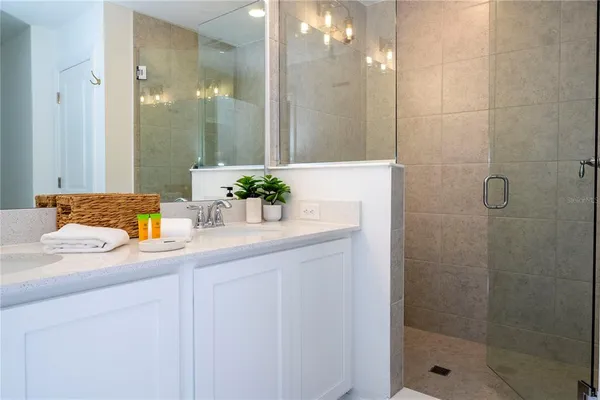 $2,400 | 686 Longboat Drive, Davenport, FL 33896