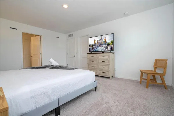 $2,400 | 686 Longboat Drive, Davenport, FL 33896