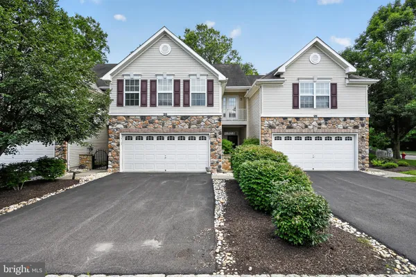 $596,500 | 28 Sutton Court, Pennington, NJ 08534