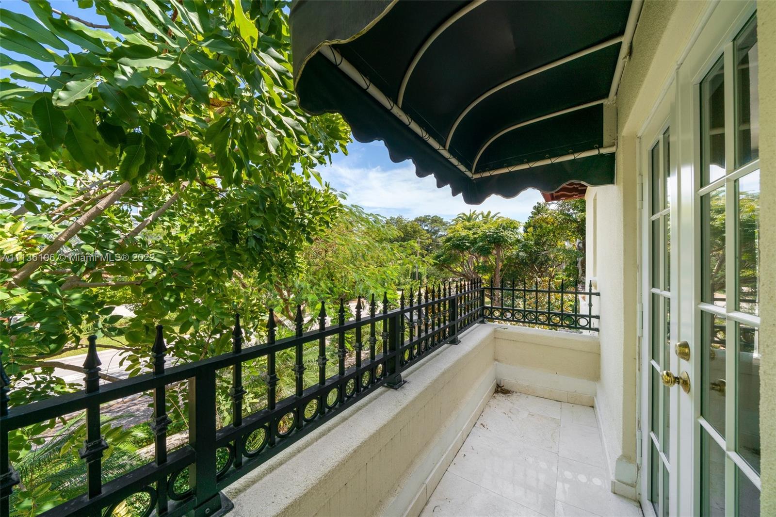 5852 Pine Tree Drive Miami Beach, FL 33140 - Photo 36 of 53 a view of a balcony