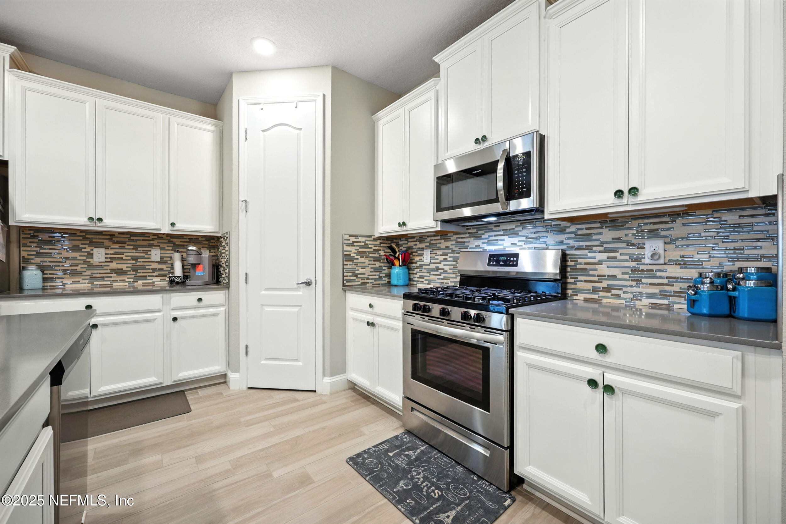 2399 Reese Way Jacksonville, FL 32246 - Photo 6 of 46 Kitchen