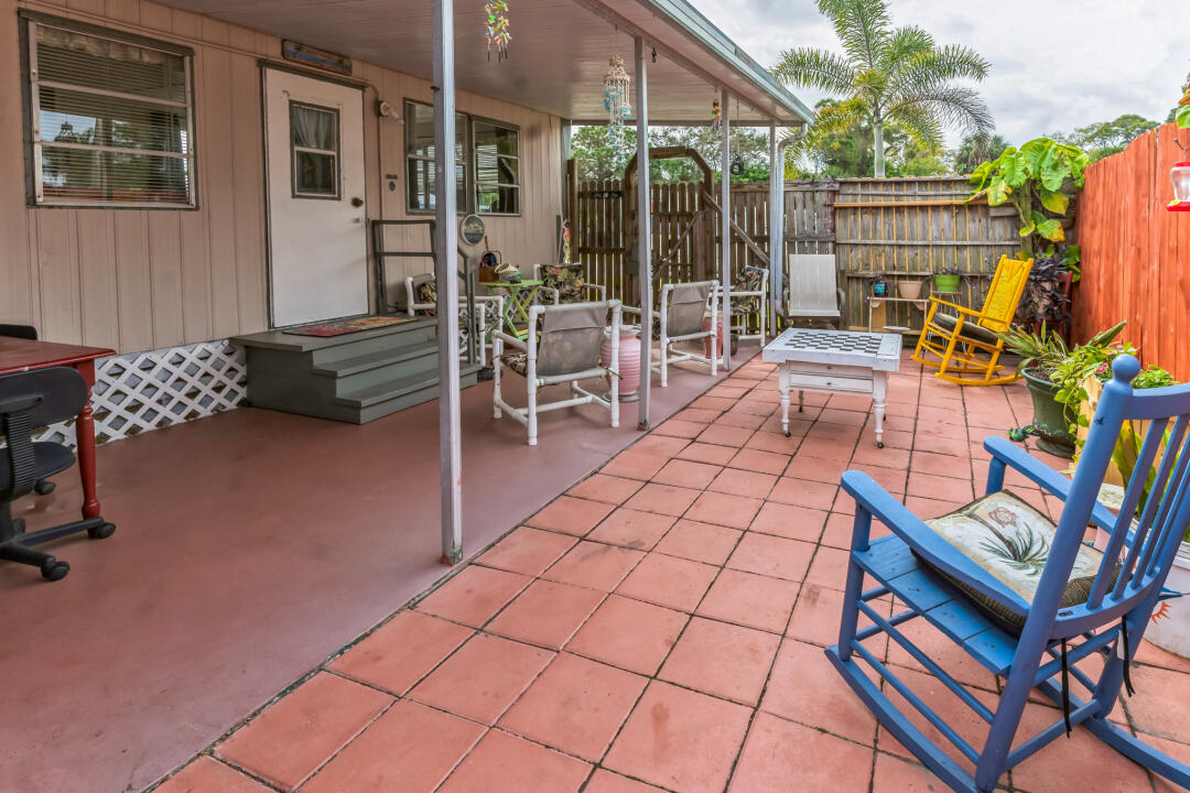 2563 Haverhill Road Northeast Palm Bay, FL 32905 - Photo 8 of 41 8
