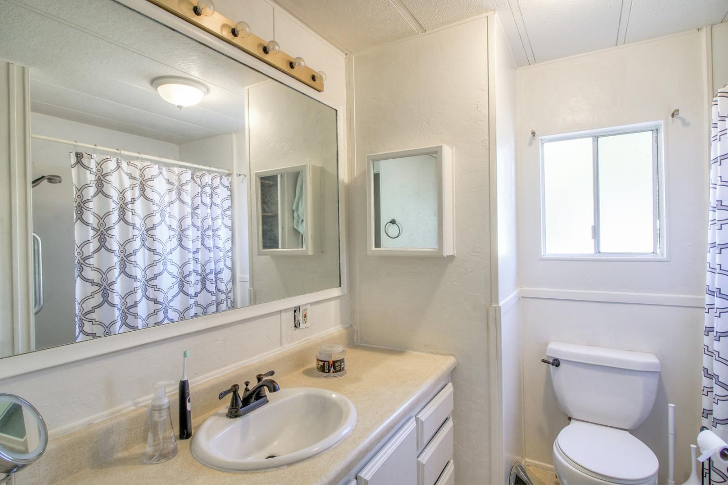 2900 Fairview Road, Unit 68 Hollister, CA 95023 - Photo 13 of 17 Gallery Image 13