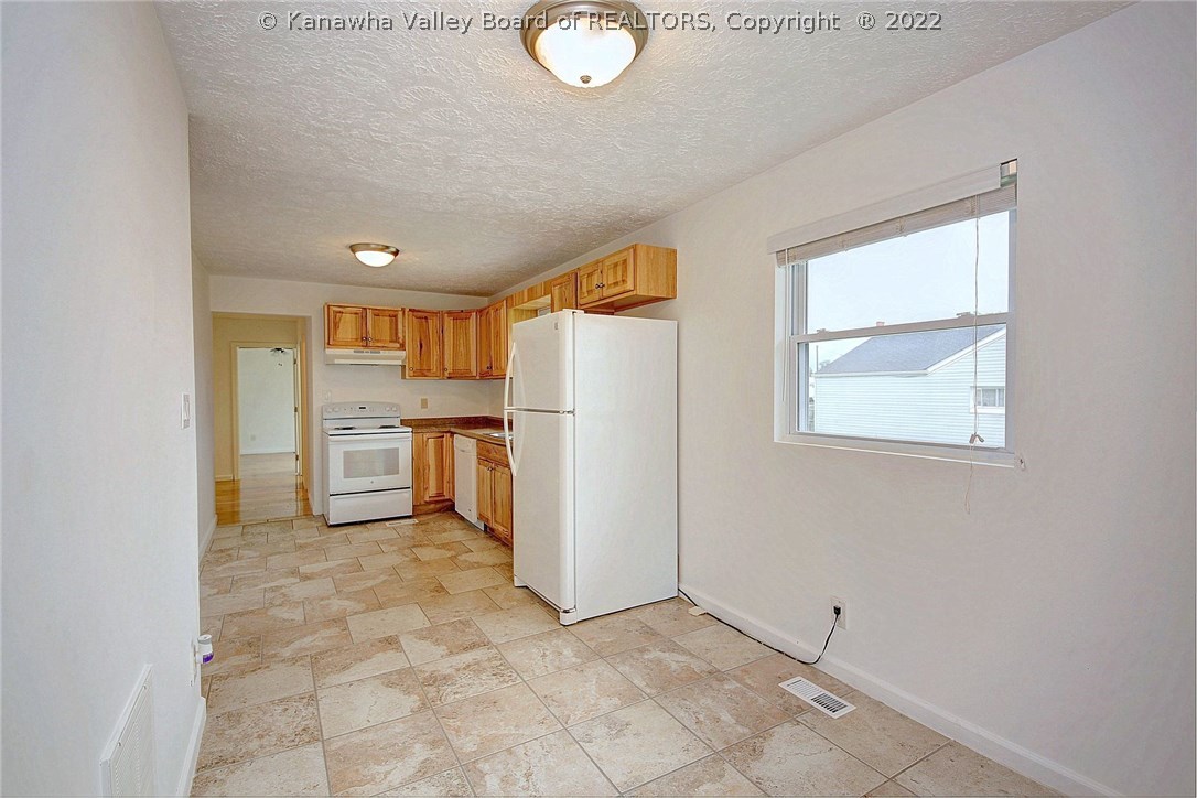 437 First Street North St. Albans, WV 25177 - Photo 8 of 35 Gallery Image 8