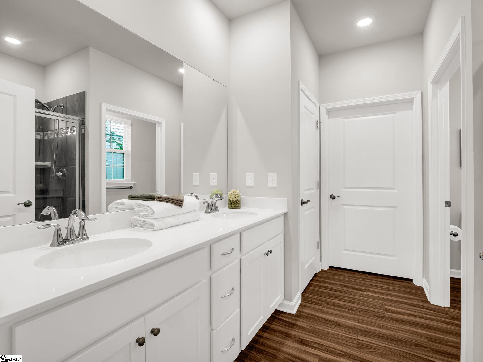 595 New Cut Road Spartanburg, SC 29301 - Photo 18 of 34 Features a large walk-in closet too!