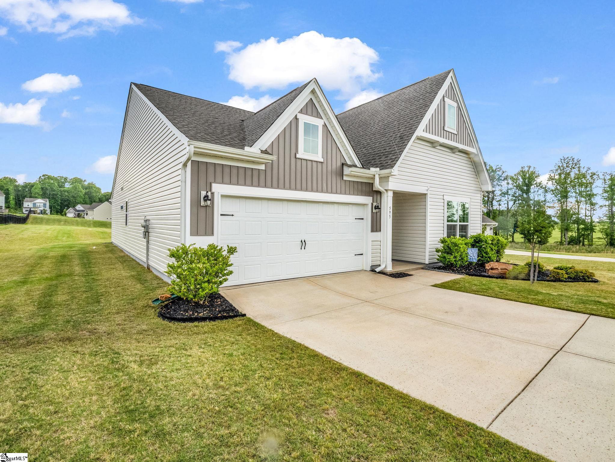 595 New Cut Road Spartanburg, SC 29301 - Photo 2 of 34