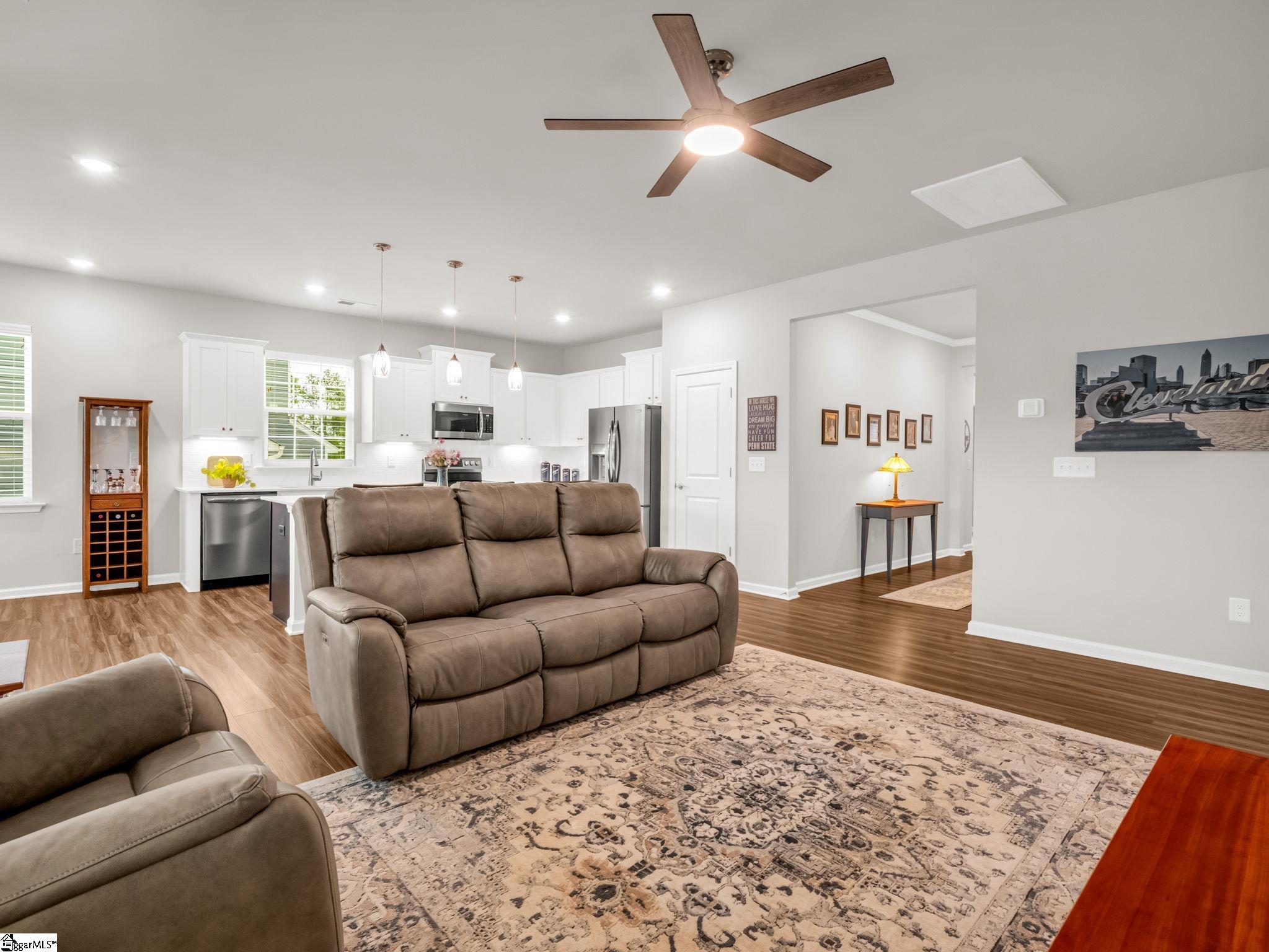 595 New Cut Road Spartanburg, SC 29301 - Photo 7 of 34