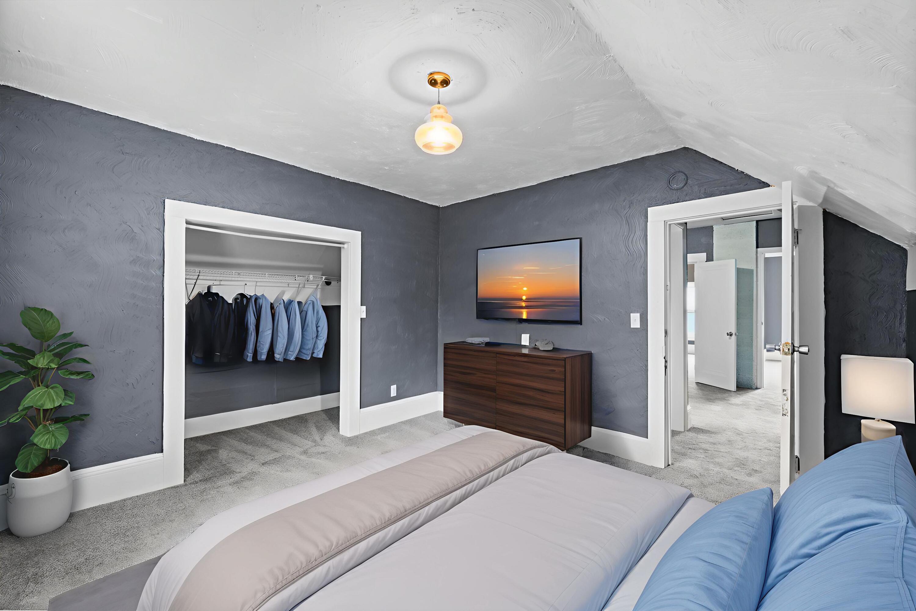 806 Division Street Cheboygan, MI 49721 - Photo 9 of 44 Virtual Staging Cloud - 20-web-or-mls-DS
