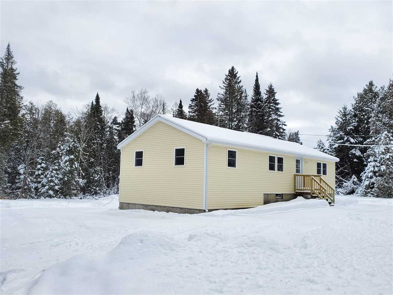 2048 Old County Road Peacham, VT 05821 - Photo 29 of 37