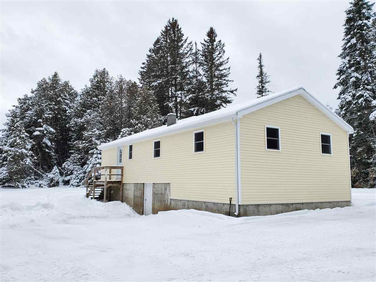 2048 Old County Road Peacham, VT 05821 - Photo 31 of 37