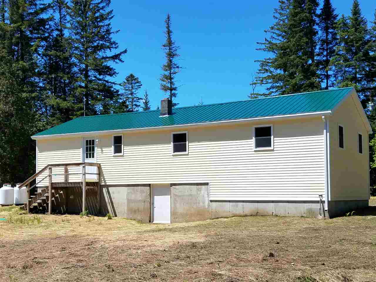 2048 Old County Road Peacham, VT 05821 - Photo 34 of 37