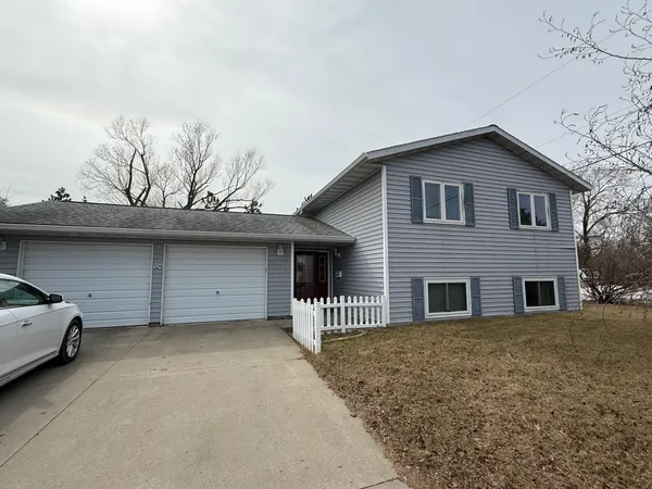 $262,500 | 324 25th Street Northwest, Bemidji, MN 56601