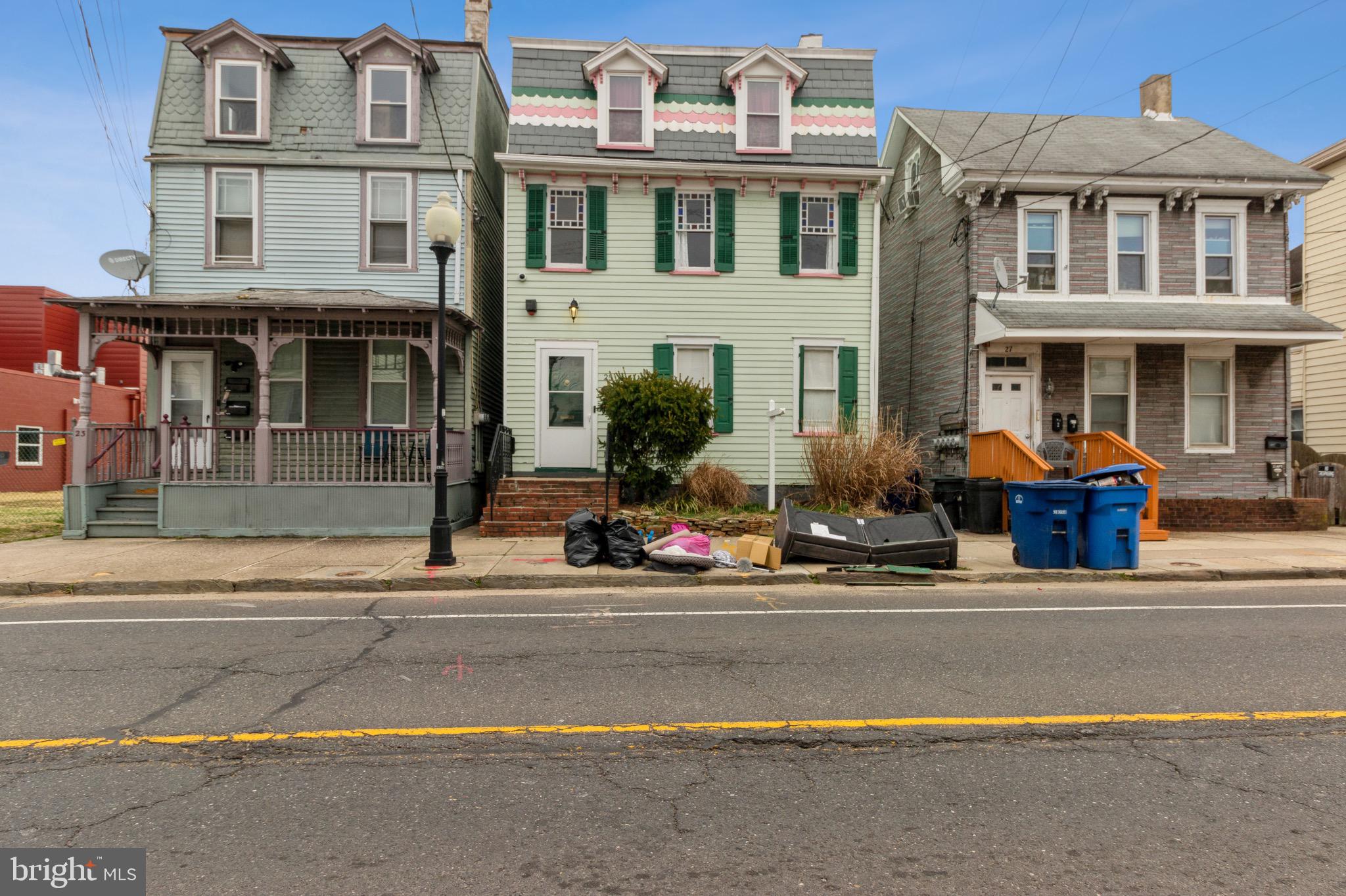 25 Pine Street Mount Holly, NJ 08060 - Photo 1 of 23