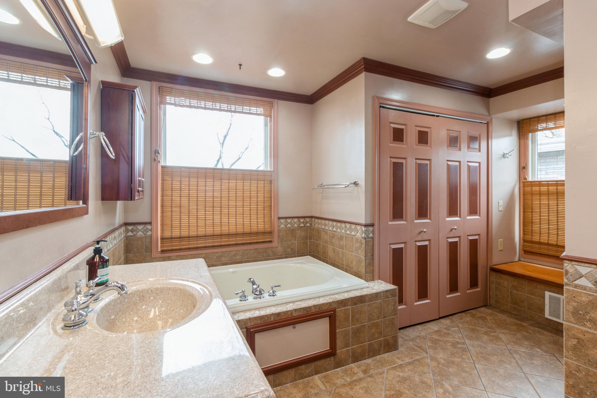 25 Pine Street Mount Holly, NJ 08060 - Photo 13 of 23