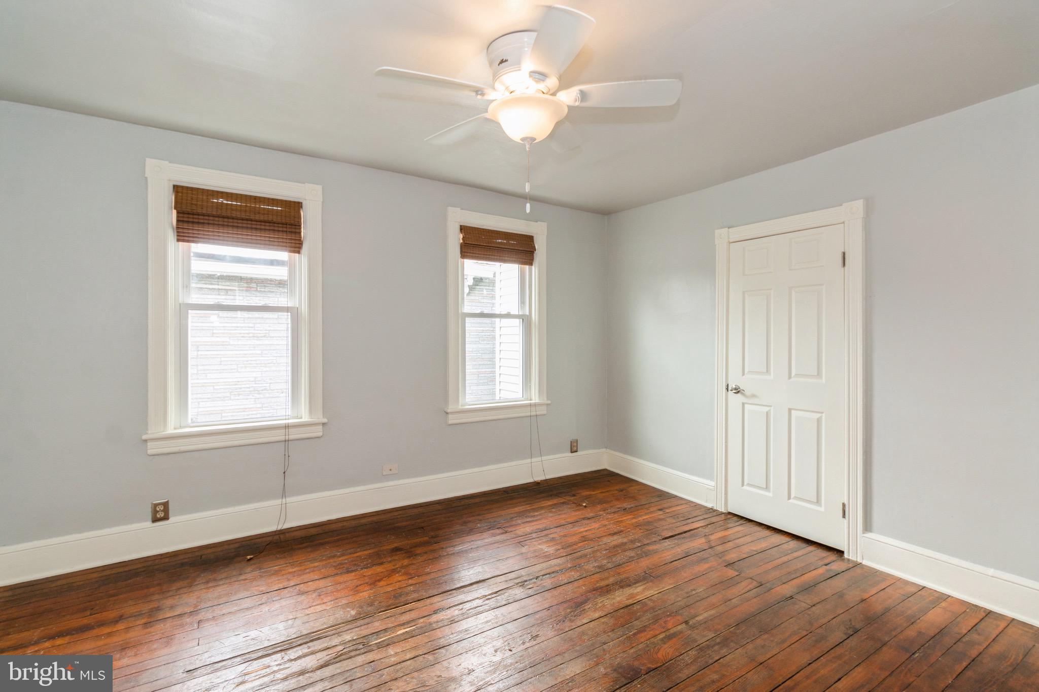 25 Pine Street Mount Holly, NJ 08060 - Photo 14 of 23