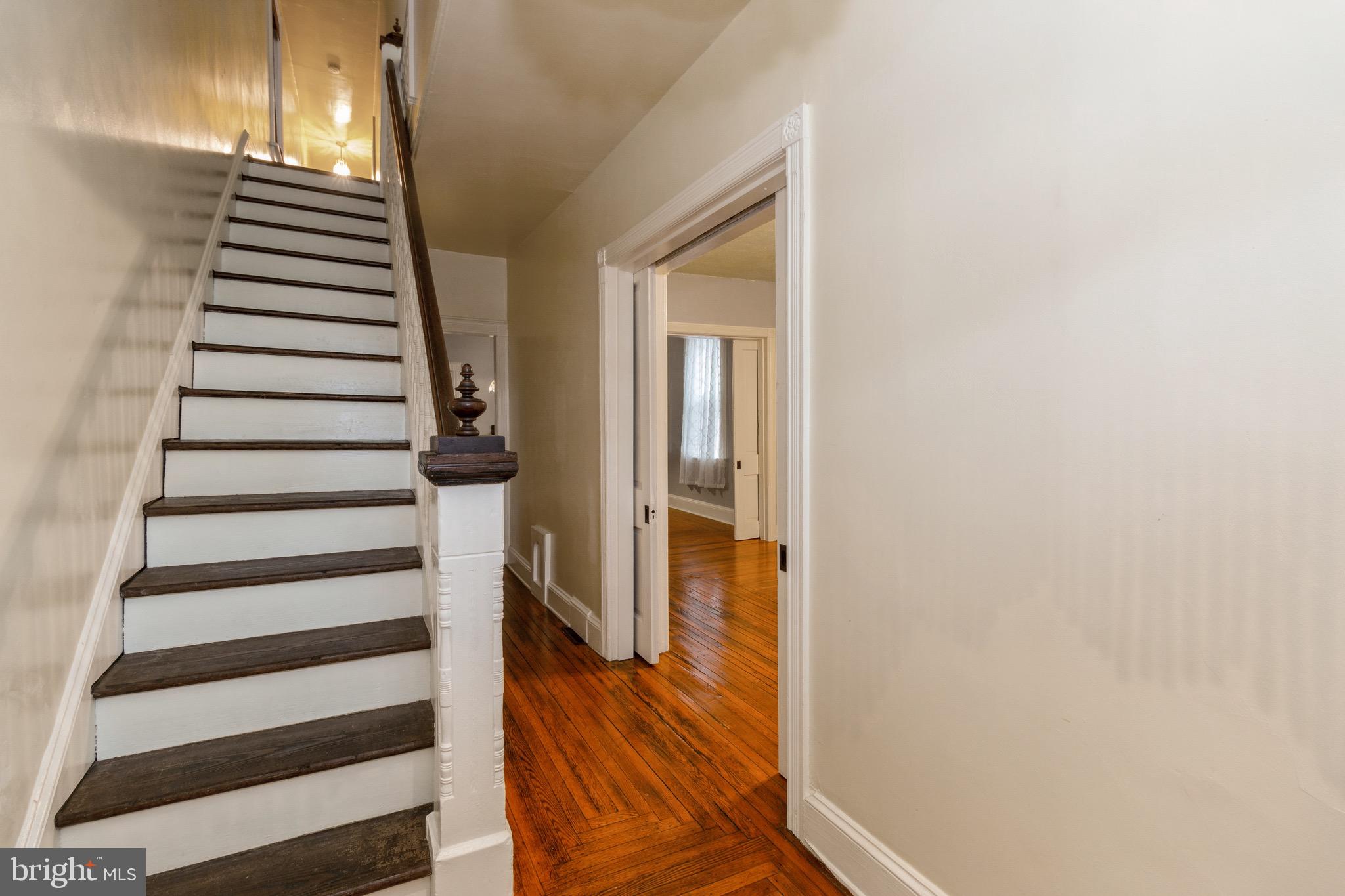 25 Pine Street Mount Holly, NJ 08060 - Photo 2 of 23