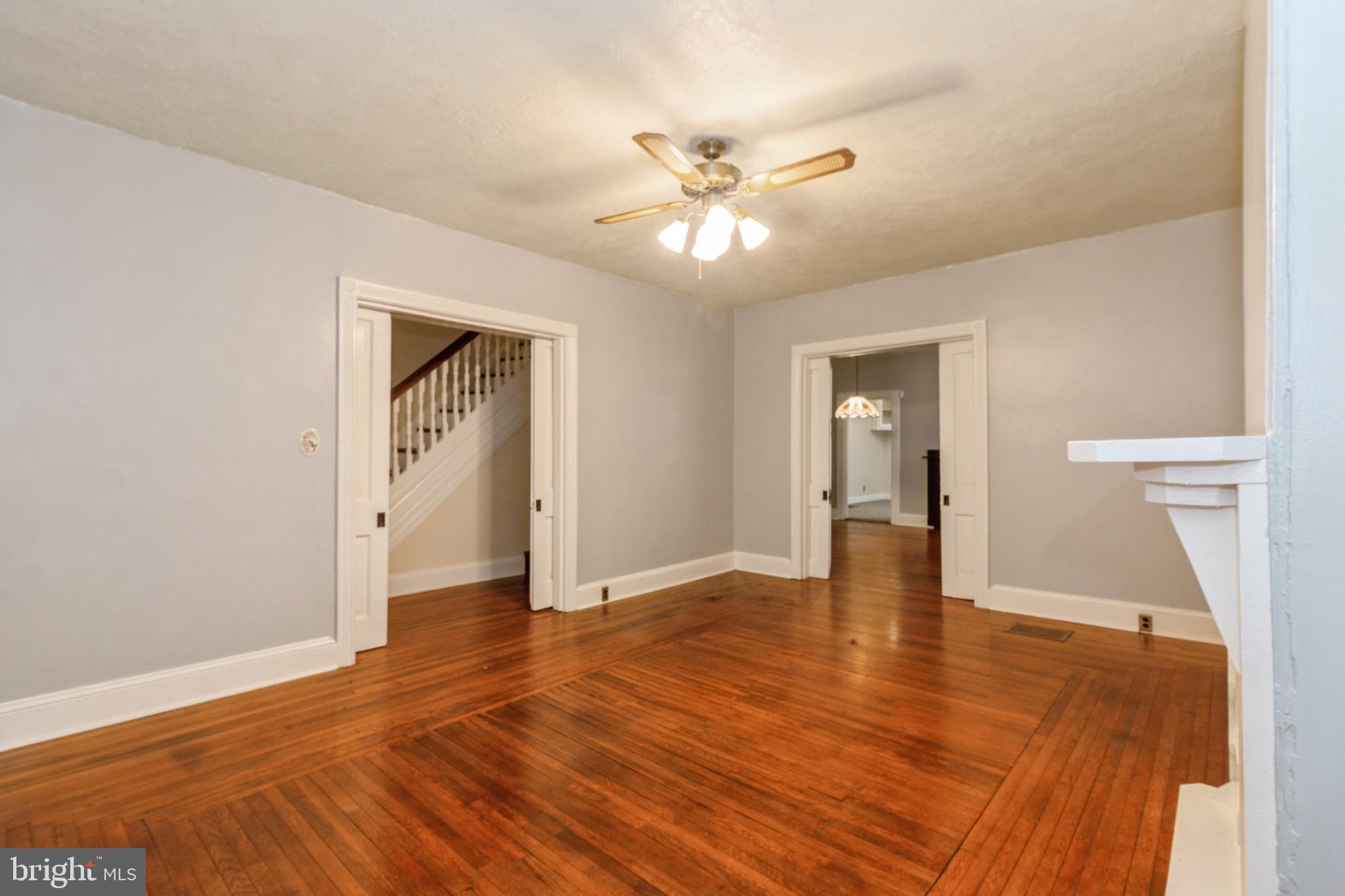 25 Pine Street Mount Holly, NJ 08060 - Photo 4 of 23