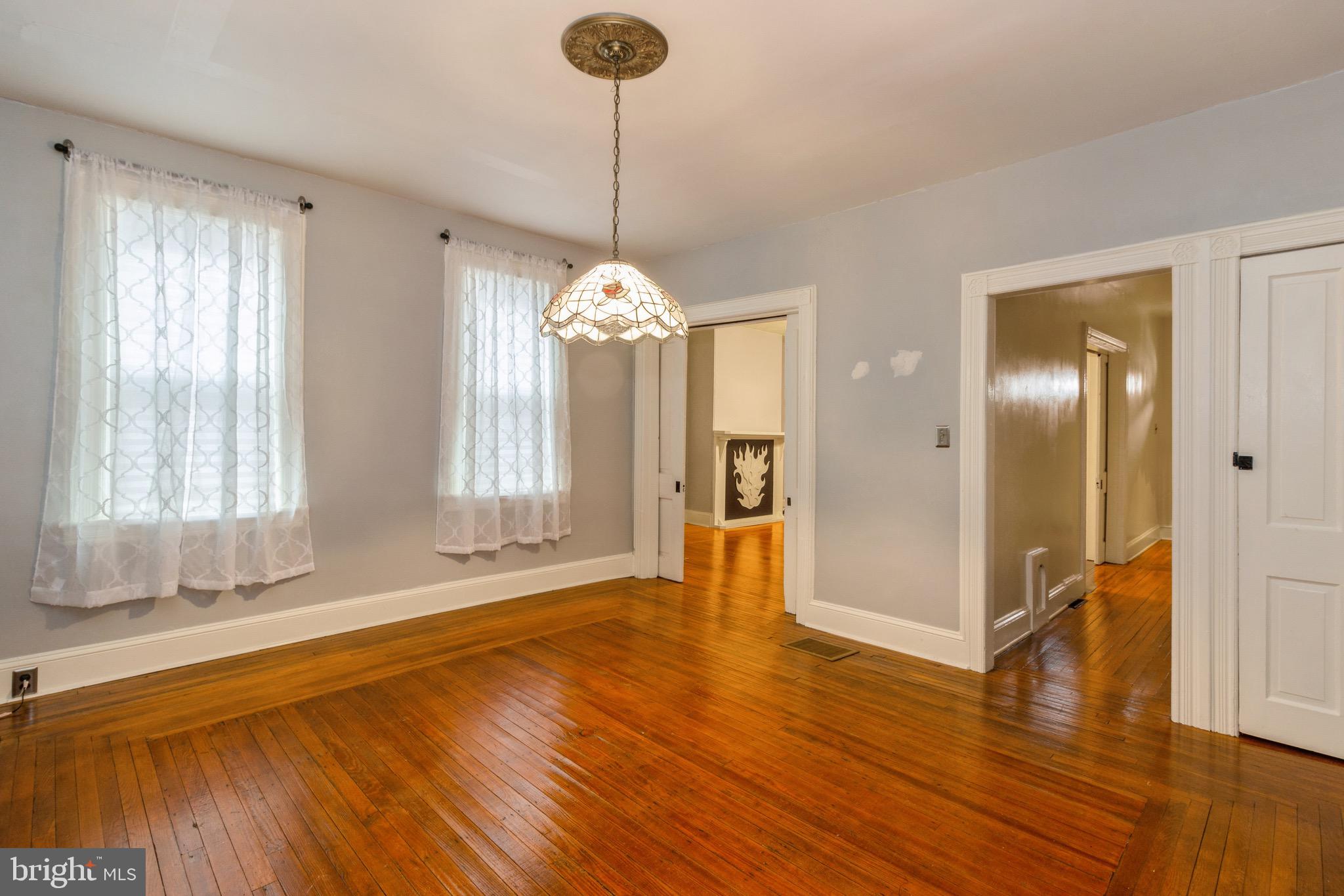 25 Pine Street Mount Holly, NJ 08060 - Photo 9 of 23