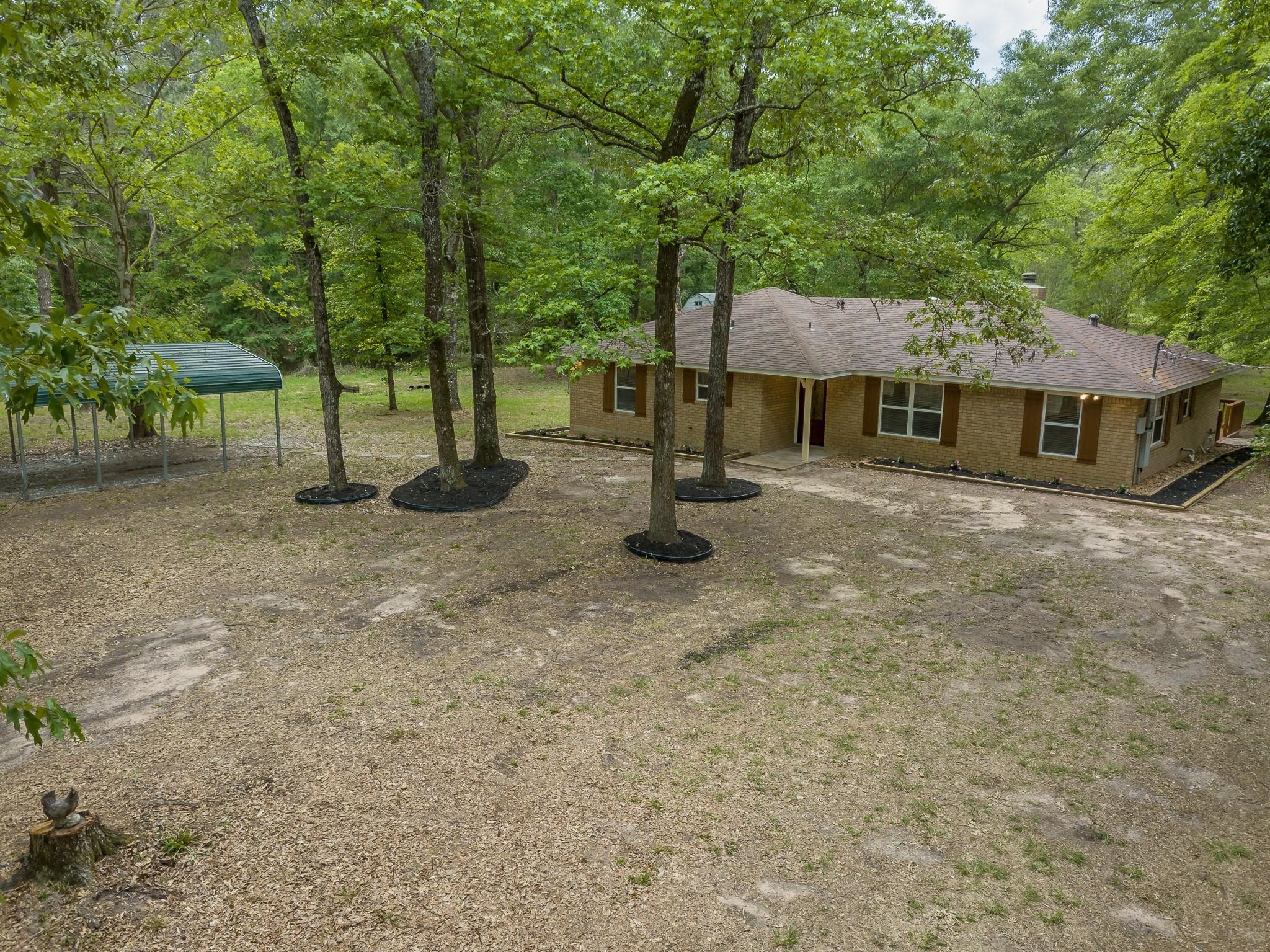 14701 Cedar Ln Loop Willis, TX 77378 - Photo 5 of 48
