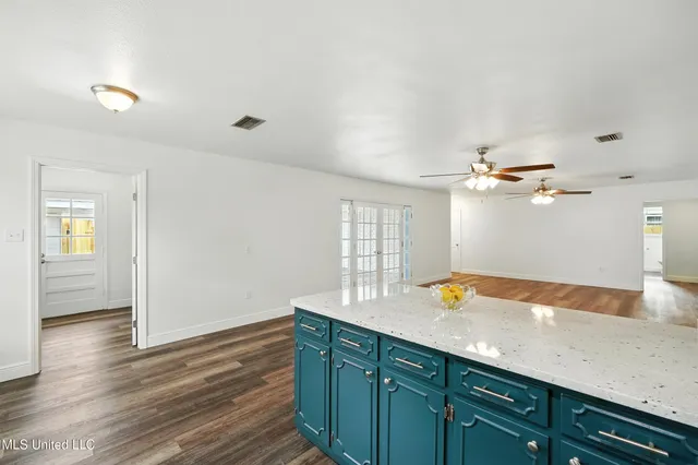 $340,000 | 611 East Lakeshore Drive, Carriere, MS 39426