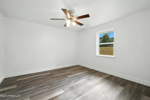 $340,000 | 611 East Lakeshore Drive, Carriere, MS 39426