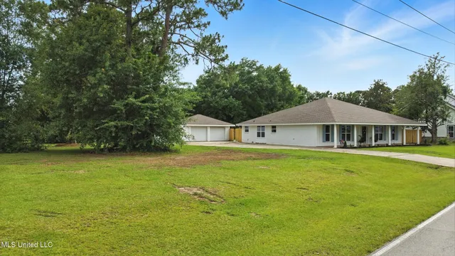 $340,000 | 611 East Lakeshore Drive, Carriere, MS 39426