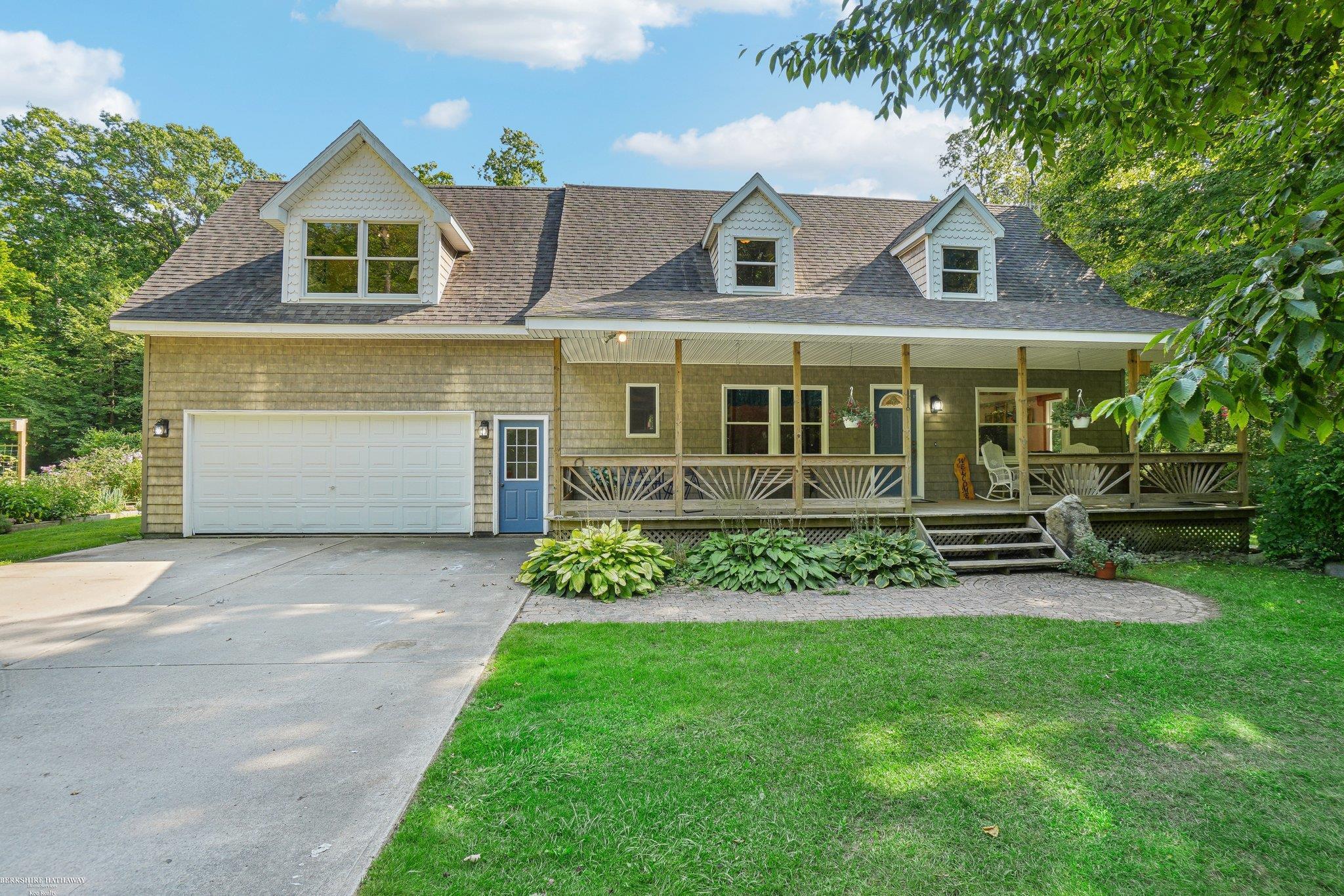 6201 Metcalf Road North Street, MI 48049 - Photo 1 of 43 50153716-8fd7c37f-3fe3-40b6-a90f-94e19d2e27c4.JPG