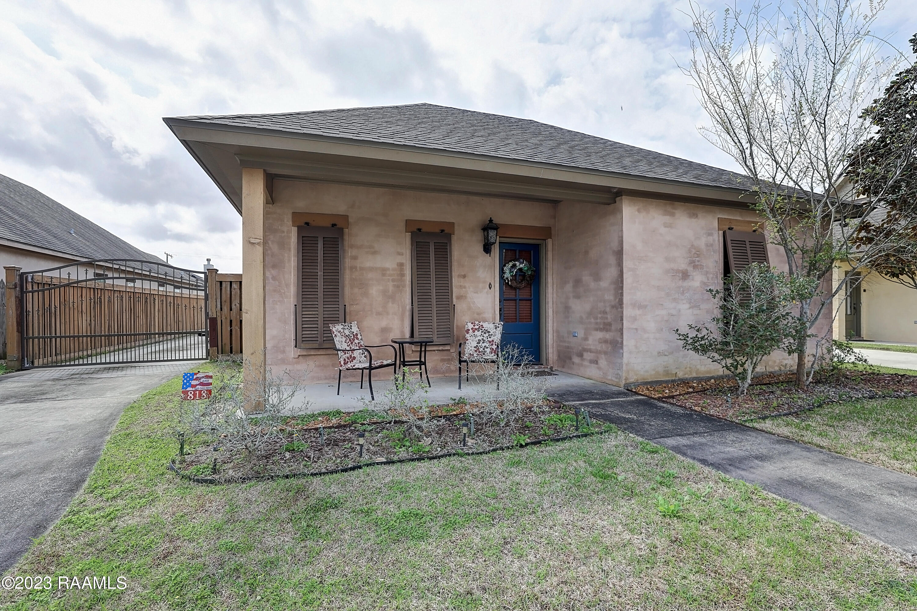 818 Russo Road New Iberia, LA 70563 - Photo 3 of 20 Gallery Image 3