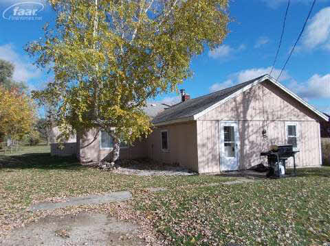 8134 Coldwater Road Flushing, MI 48433 - Photo 1 of 6 20377167.JPG