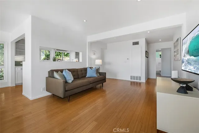 $1,399,000 | 21703 Ocean Vista Drive, Laguna Beach, CA 92651