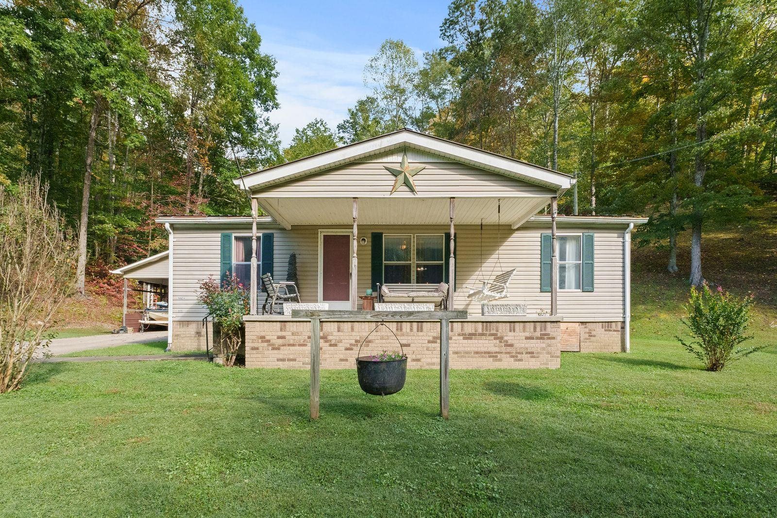 847 Shady Grove Road Louisa, KY 41230 - Photo 38 of 42