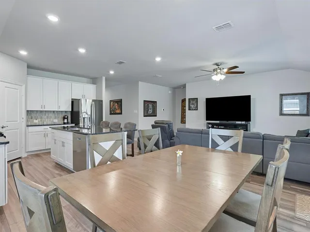 $440,000 | 3304 Kingsgarden Road, Denton, TX 76207